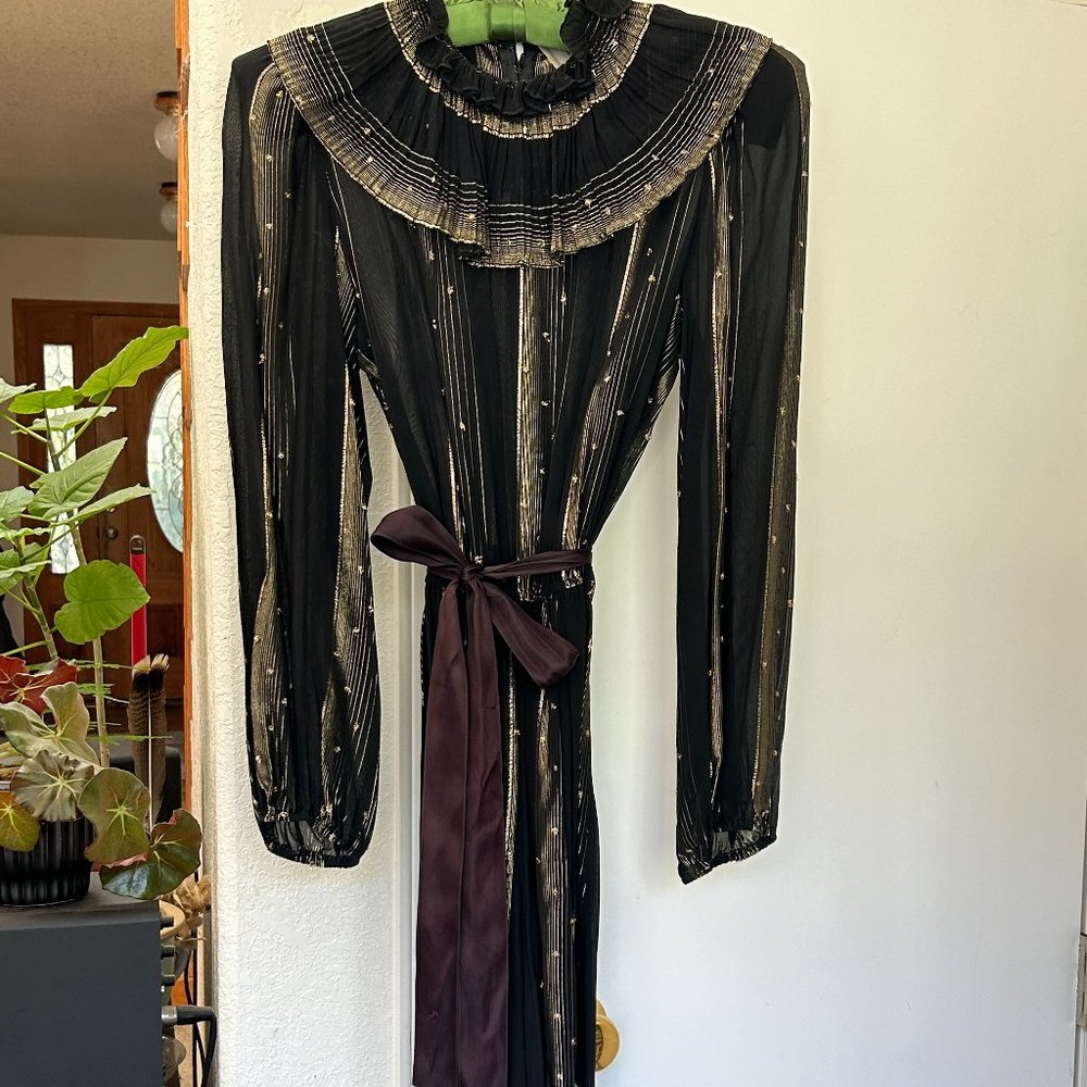 Donna Viorgan for NSP, Size 9, Black and Gold Dress